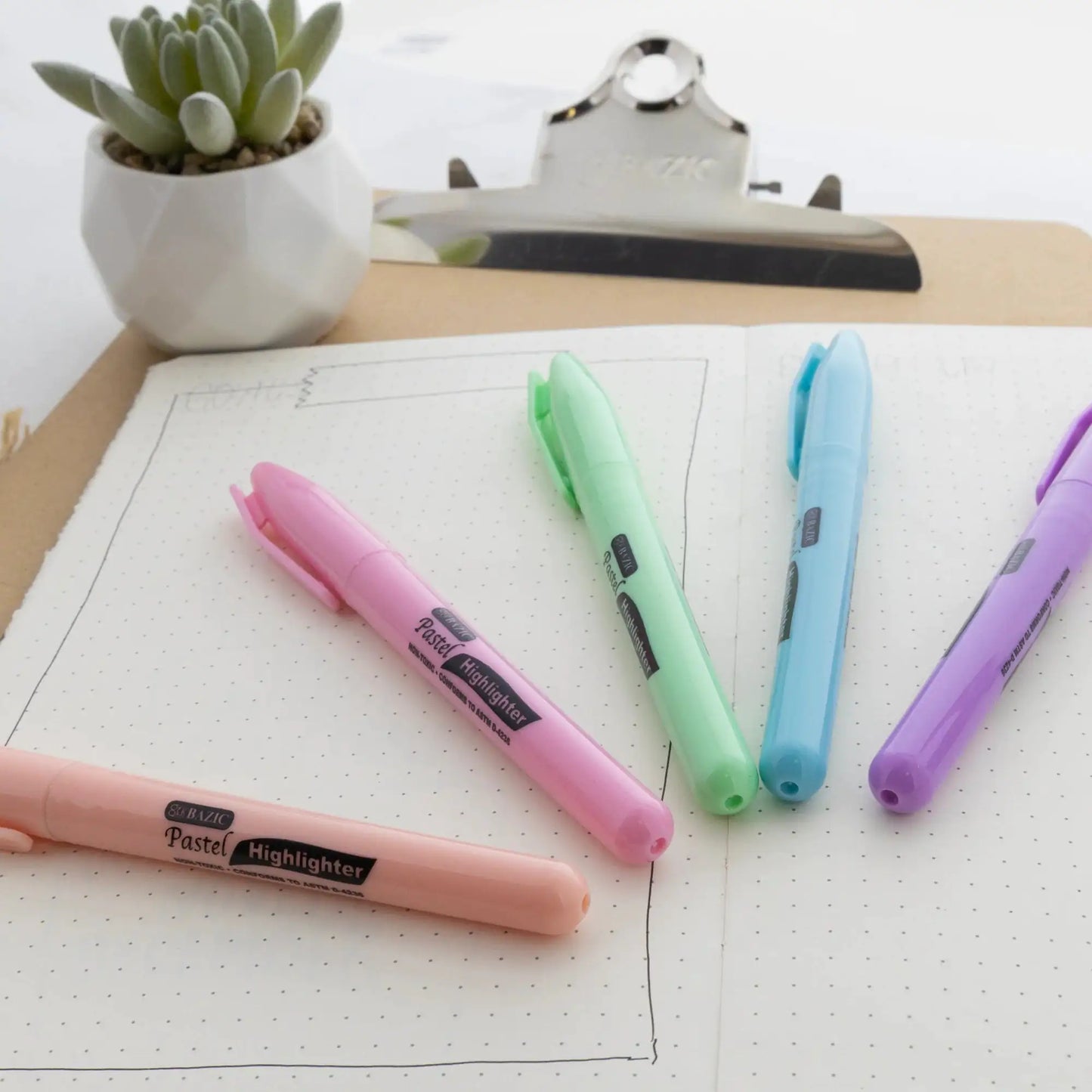 Pen Style Pastel Assorted Colors Highlighter w/ Pocket Clip (5/Pack) - Kim’s Signature Beauty & Accessories    (Store description)